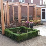 pergola larixhout patiotuin plantkuipen rivius ontwerp